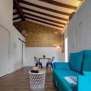 Apartment Estudiovintage. Heliopolis, Seville
